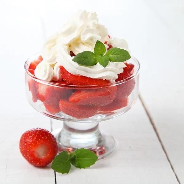 Strawberries & Cream Fragrance Oil Online now